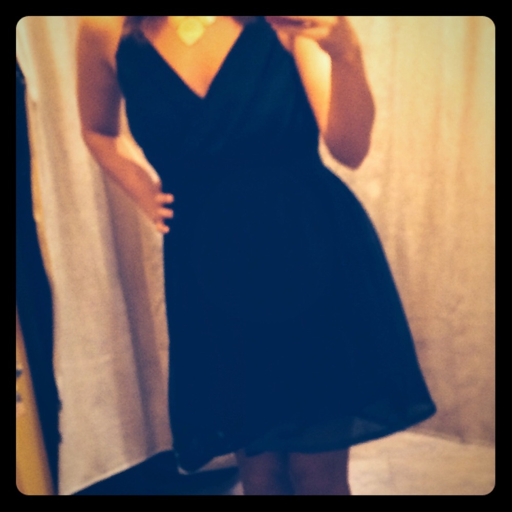 Spaghetti strap V-neck baby doll dress!